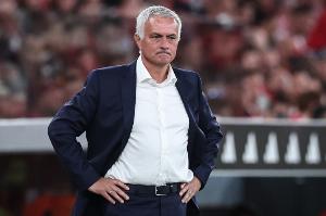 穆帥：中途接手的教練必須毫無怨言適應(yīng)陣容 紐卡走在正確道路上