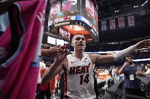 進(jìn)最佳陣最高可續(xù)5年3.8億！希羅今年未提前續(xù)約 明年可重啟談判