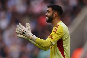 拉亞：在球還沒到中場線時，阿森納的球員就都想著去攔截