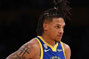 賺到了？勇士56號秀理查德絲毫不怯場 頂上輪換貢獻5分1板1助1斷