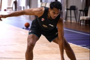 祝銘震曬訓(xùn)練視頻：南京的夏天過(guò)得也太快了