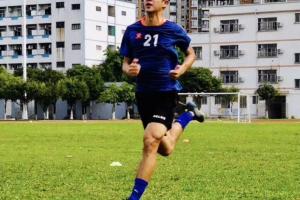 對中國足球死心！前球員：新人進隊被欺負，凌晨被叫醒幫買避孕套