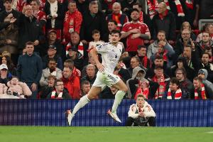 英媒：曼聯(lián)已與馬奎爾就續(xù)約一年展開非正式談判，但他須接受降薪