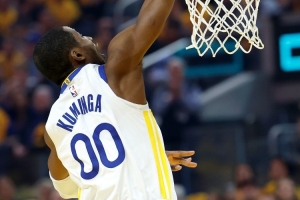 希爾德：庫明加可能是除詹姆斯&華子之外轉(zhuǎn)換進攻最好的球員之一