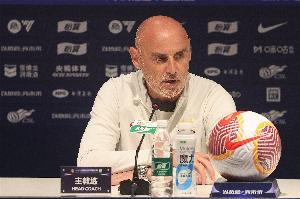 足球報：海港亞冠戰(zhàn)日本球隊全面下風(fēng)，僅穆斯卡特留隊是好消息