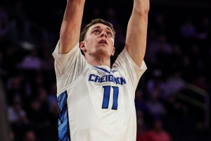 截胡湖人的新秀！卡爾克布倫納6中5拿下10分11板2帽 5前板顯活力