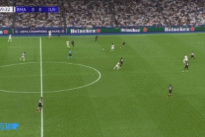 錯(cuò)失良機(jī)！迪亞斯做球，姆巴佩半單刀射門被撲