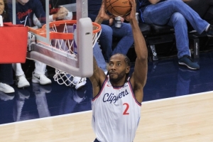 揭幕戰(zhàn)遭慘??！小卡：主要是失誤 爵士首節(jié)轟43分&我們防守沒到位