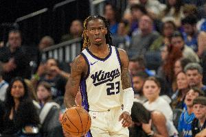 國王主帥談基翁-埃利斯：這個位置人員擁擠 他會獲得出場時間