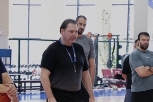 Stick to the grind！堅(jiān)持下去 福建男籃最新訓(xùn)練動態(tài)來襲