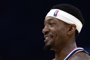 僅得5分！盧：比爾打得不錯(cuò) 我得多給他設(shè)計(jì)戰(zhàn)術(shù) 讓他更多持球