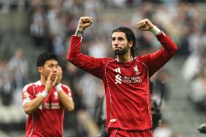 索博斯洛伊對(duì)陣法蘭克福帶球推進(jìn)39次，本賽季歐冠單場(chǎng)最多