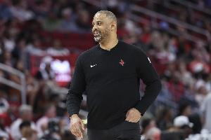 火記：揭幕戰(zhàn)五高首發(fā)還贏了雷霆3分 打活塞繼續(xù)沿用很合理