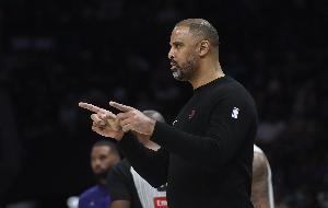 小賈巴里：烏度卡會(huì)幫我們把問(wèn)題簡(jiǎn)單化 強(qiáng)調(diào)全力以赴去打球