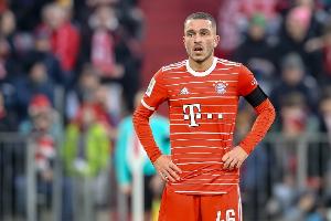 記者：海登海姆希望長(zhǎng)期留住小伊布，計(jì)劃與拜仁談判