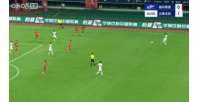 梅州2球落后！內(nèi)內(nèi)禁區(qū)外轟出一腳貼地?cái)?，玉?-0領(lǐng)先梅州