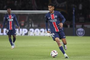 隊(duì)報(bào)：恩里克非常滿意馬尤盧的表現(xiàn)，巴黎已開啟續(xù)約談判