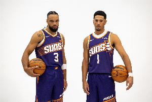 布克僅出手10次？狄龍：他是天生得分手 他需要自私點多出手