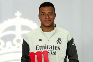 姆巴佩：很榮幸再次當(dāng)選皇馬月最佳，希望在國家德比中取勝