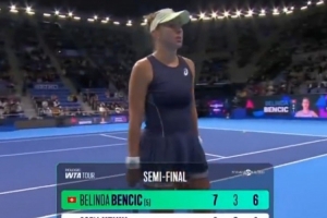 WTA500東京站半決賽：本西奇2-1擊敗肯寧，將和諾斯科娃爭奪冠軍