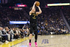 很鐵！波杰姆斯基上半場6投0中一分未得 拿到4板2斷