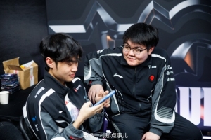 攝影師一村分享knight和369互動：After the match