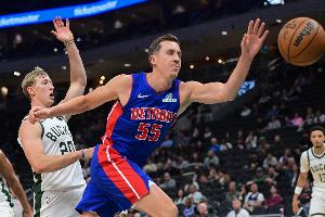 攻防俱佳！鄧羅4記三分拿下17分3板2助3帽 正負值+15最高