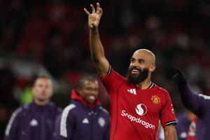 超值老詹！7500萬姆伯莫近3場3球1助曼聯(lián)3連勝，場場首發(fā)鐵打主力