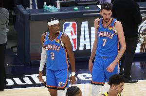 “討厭將造犯規(guī)和騙裁判混為一談”！霍姆格倫表示同意：神評(píng)論！