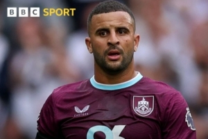 沃克第397次在英超首發(fā)出場，追平聯(lián)賽歷史邊后衛(wèi)球員紀(jì)錄