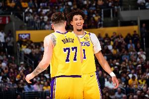 明日湖人客戰(zhàn)國王 東契奇與海斯出戰(zhàn)成疑 詹姆斯等三人缺席