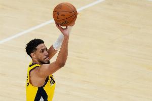 倒一大片！步行者傷病名單上有8人 僅3名后衛(wèi)能夠出戰(zhàn)