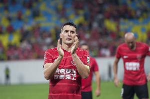 周定洋發(fā)文：還有兩場比賽180分鐘，我們一起戰(zhàn)斗到最后一秒！