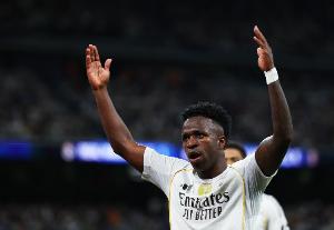 不滿被換下！世體：皇馬內(nèi)部不滿維尼修斯態(tài)度，或?qū)ζ溥M(jìn)行處罰