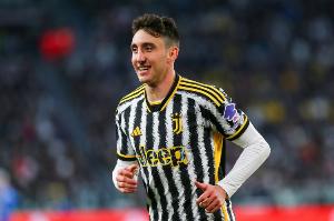 坎比亞索：尤文全隊(duì)都得提升表現(xiàn)，拉齊奧會踢得很有攻擊性