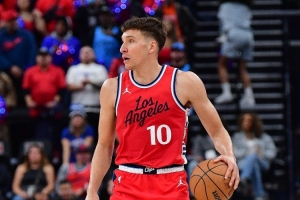 快船對(duì)陣開(kāi)拓者首發(fā)：博格丹迎賽季首秀 搭檔哈登小卡瓊斯祖巴茨