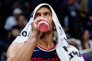 哈登：大洛帶來(lái)了不同的風(fēng)格 這正是我們此前一直缺少的東西