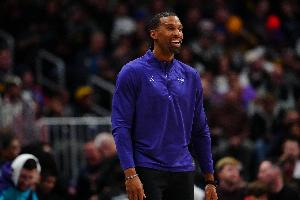 大勝奇才！黃蜂主帥：隊(duì)員之間非常團(tuán)結(jié)負(fù)責(zé) 我很喜歡這種氛圍