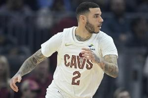 健康打球！NBA官推祝朗佐-鮑爾28歲生日快樂(lè)