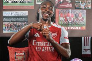 詹?。簶屖指邔雍徒叹殘F隊有預(yù)見性 狠抓防守引援也鞏固防守優(yōu)勢