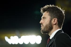 卡里克：曼聯(lián)讓前鋒回撤到中場支持B費和卡塞米羅 庫尼亞回追積極