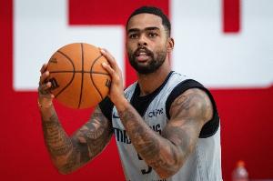 拉塞爾：我必須站出來(lái)有所作為  這場(chǎng)勝利是全隊(duì)一起拼來(lái)的