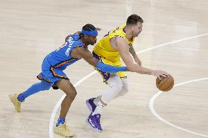 開賽至今有13人場(chǎng)均30+ 東契奇46分領(lǐng)跑 SGA40分 庫里33.3分