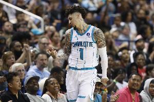 這賽季要蛻變？三球25中13&三分12中5狂攬38分13板13助！