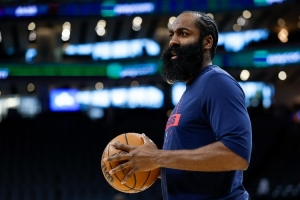 羅伊斯-奧尼爾：菜鳥時(shí)我在季后賽防哈登 有時(shí)你什么都做不了