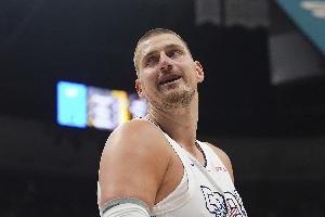 張佳瑋：掘金防守缺壓迫 想提速只能控制籃板+預(yù)判賭搶斷