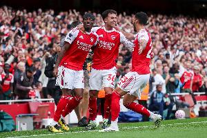 默森：究竟誰(shuí)還能擊敗這支阿森納？他們讓我回想起穆一期的藍(lán)軍