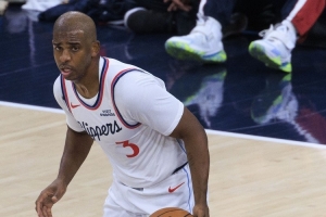 記者：快船深度好是建立在波格丹正常&保羅還能移動(dòng)&比爾能打之上