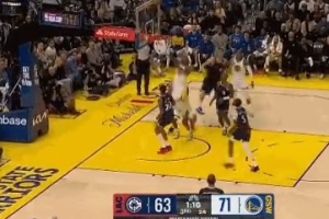 里程碑！巴特勒切入禁區(qū)補籃拿到個人生涯16000分