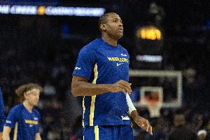 科爾：計劃讓霍福德出戰(zhàn)22分鐘+ 不打背靠背就能夠增加出場時間